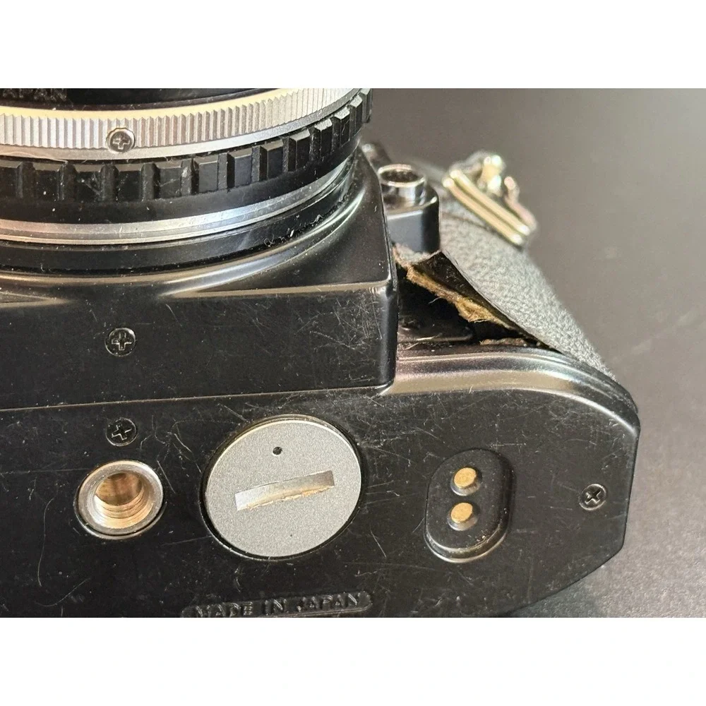Nikon EM M90 35mm SLR Film Camera w/ 50mm Lens & Dine Flash Lighting Set.  READ